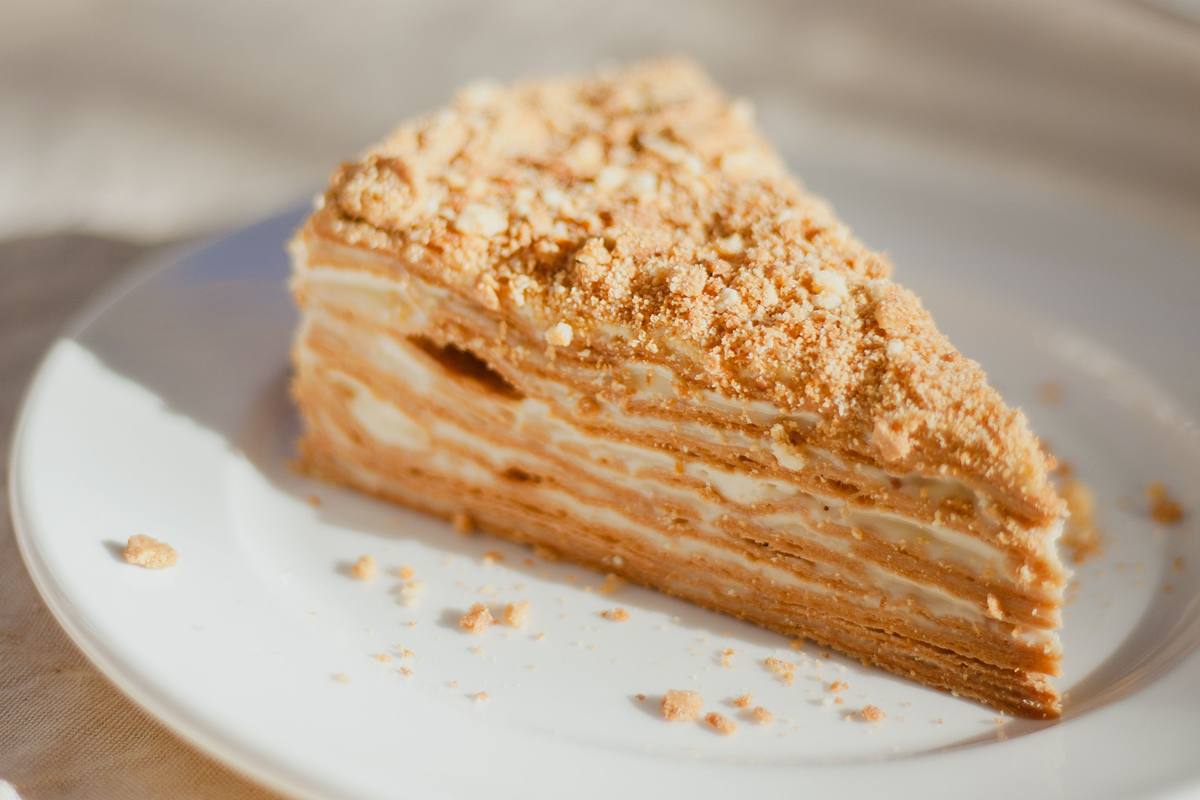 Medovik torta: orosz mézes krémes